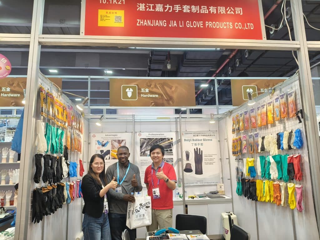 Jiali Gloves product display at the 2025 Autumn Canton Fair